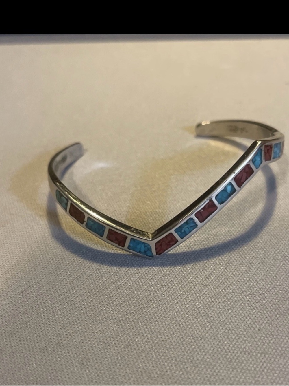 Child’s vintage Navajo American silver turquoise zig zag cuff bracelet Preowned